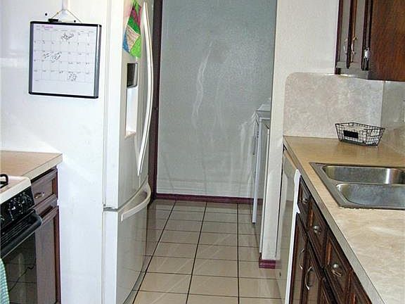 4th image of 1608 Missouri Ave