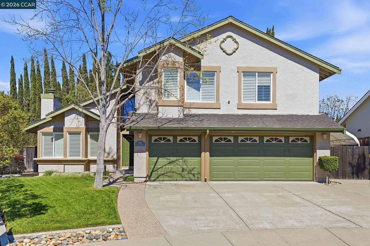 562 Touriga Ct photo 1
