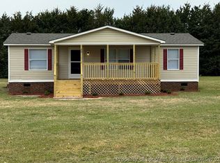 89 Barnhill Rd, Lumberton, NC 28358
