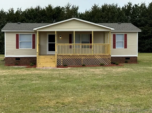 89 Barnhill Rd, Lumberton, NC 28358