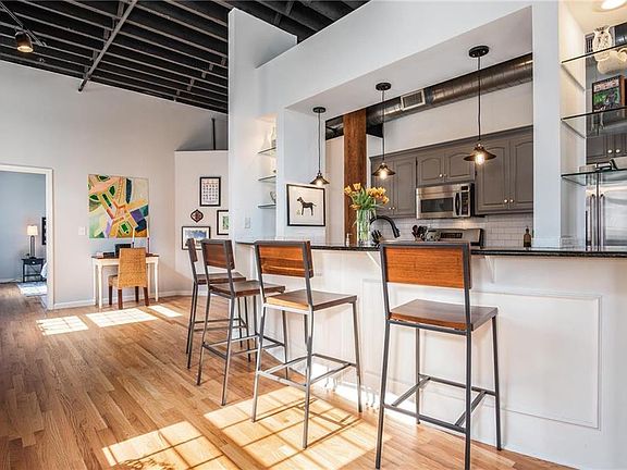 5th image of 2030 Grand Ave Unit 6