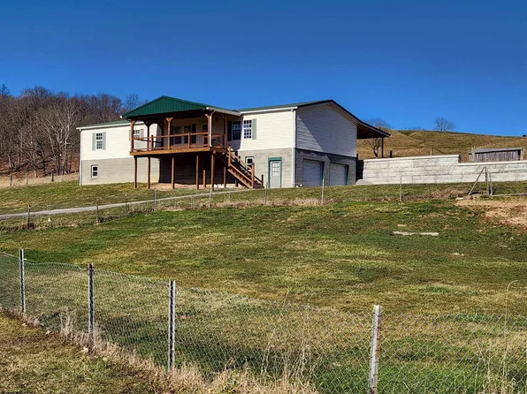 2671 Romines Mill Rd, Lost Creek, WV 26385