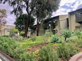 4911 Indian Wood Rd, Culver City, CA