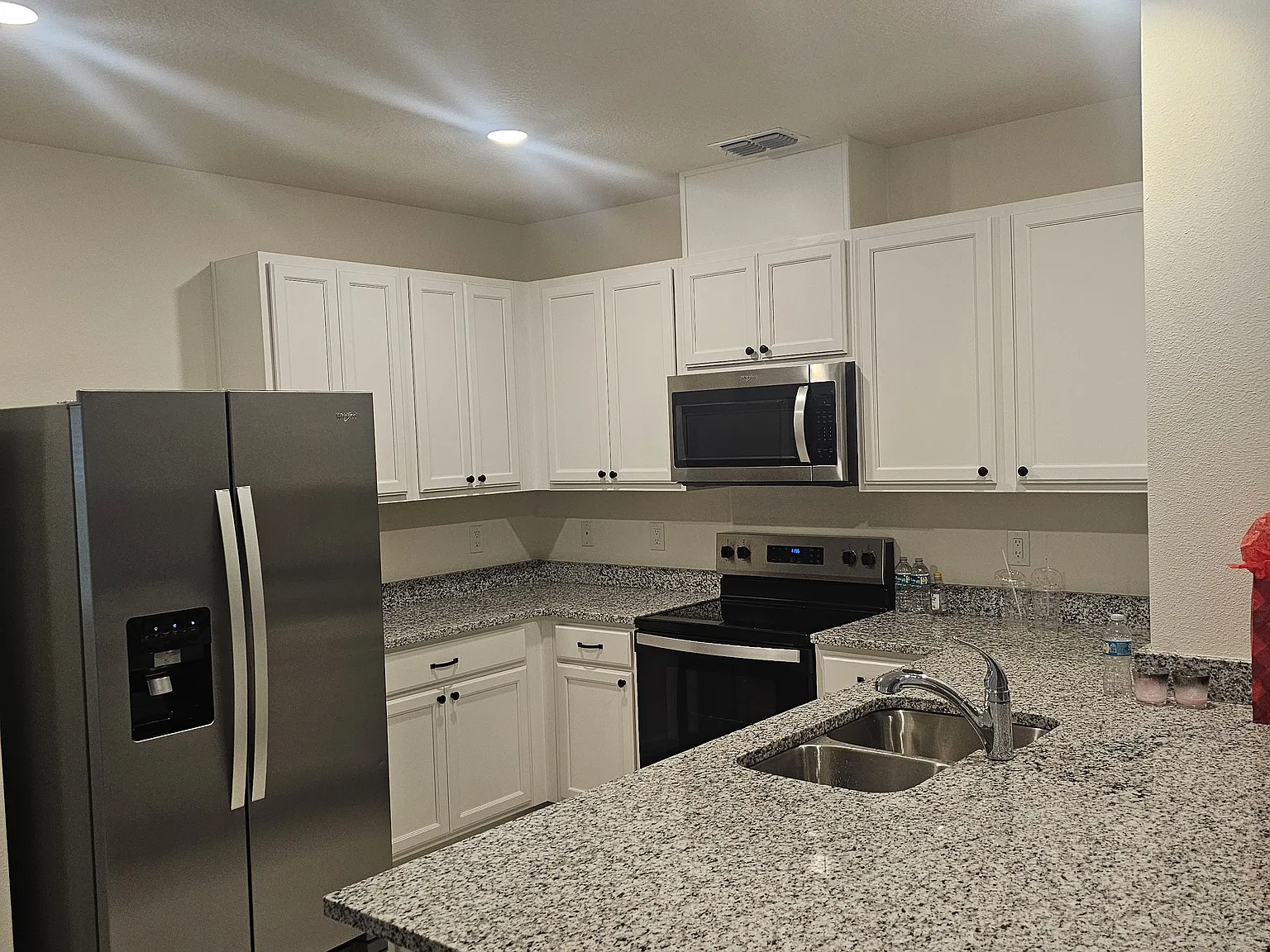 3 bed, 1504 sqft, $1,900 — Photo 4