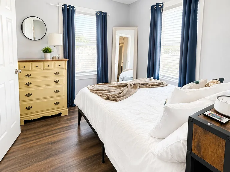 1116 Morgan Ave #201 — Photo 4