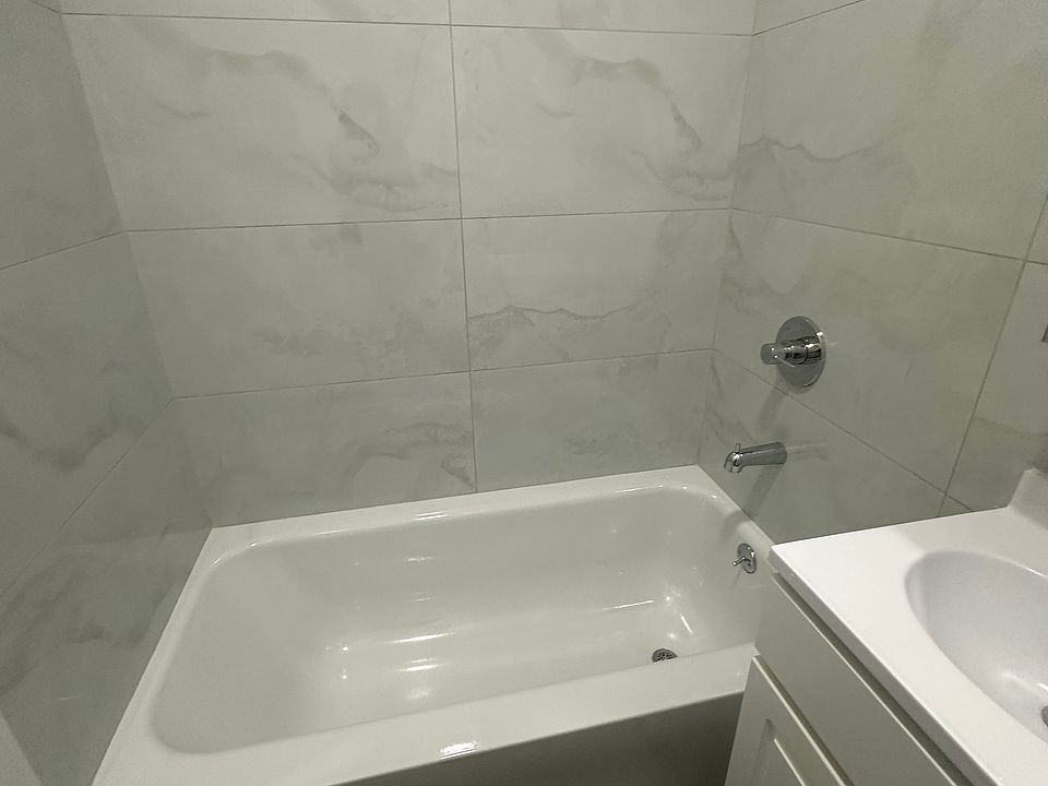 1st image of 0 E 223rd St