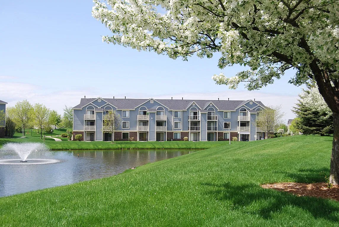 The Crossings Apartments — Photo 1