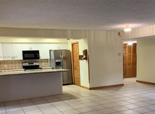 4201 W 19th Ave, Hialeah, FL 33012