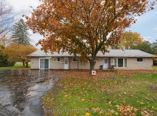 128 Centre St, North Middlesex, ON N0M 2K0