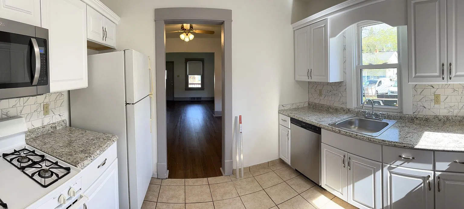 936 Hansen Street — Photo 4