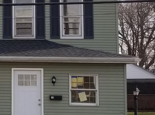 14 N Limerick Rd, Royersford, PA 19468