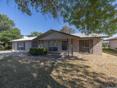 5007 Round Table, Windcrest, TX, 78218