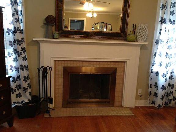 3rd image of 8824 Maiden Ln