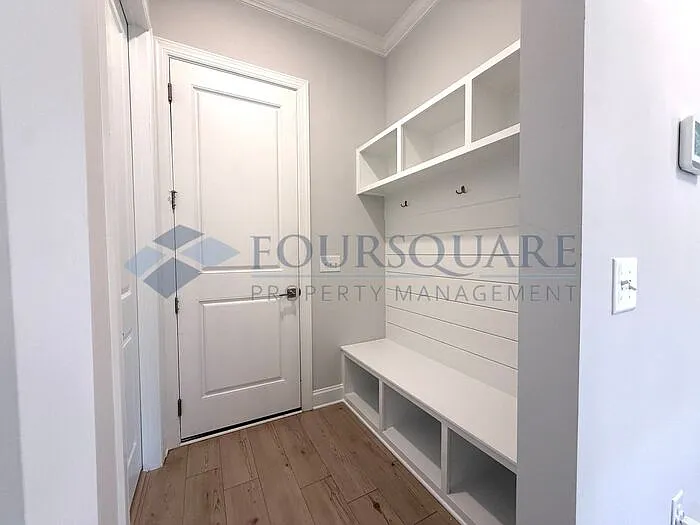 8156 Baronleigh Ln — Photo 28