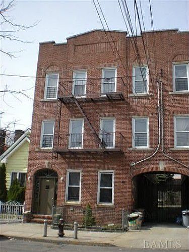 1st image of 4245 Digney Ave