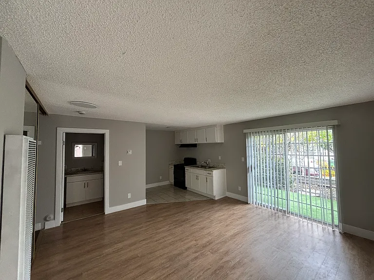 1644 W 257th St #6 — Photo 2