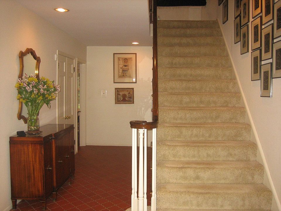 Center Hall