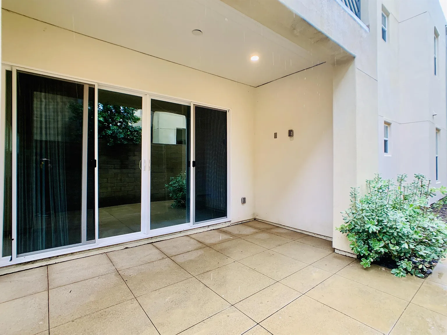 810 Beacon - 1 — Photo 4
