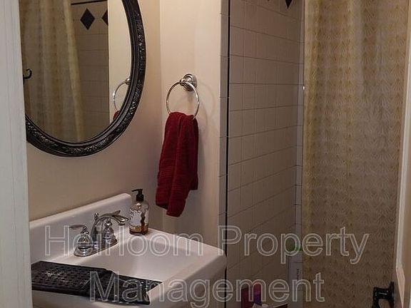 4th image of 322-324 E 5th St #322-A