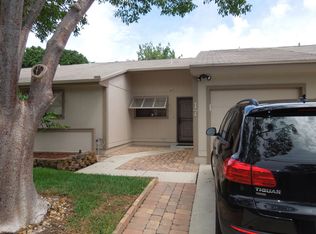 17 Flint Way, Boynton Beach, FL 33426