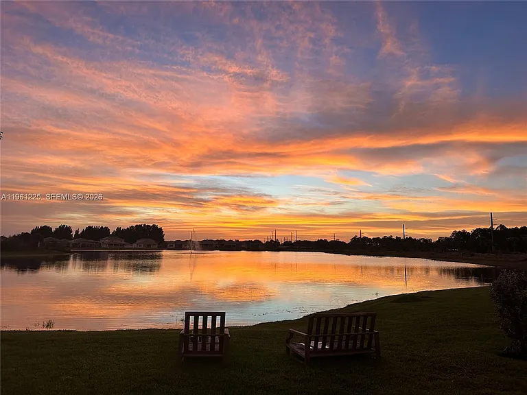 9734 SW Meridian Way — Photo 41