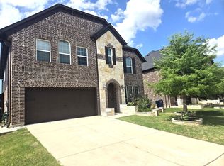 2449 Twin Oaks Dr, Little Elm, TX 75068