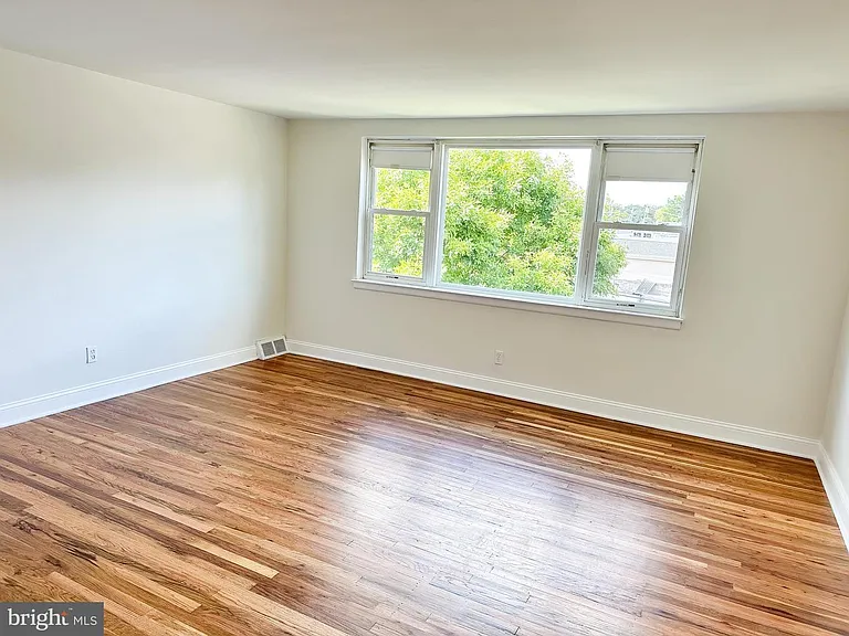 104 Clement Rd #D — Photo 4