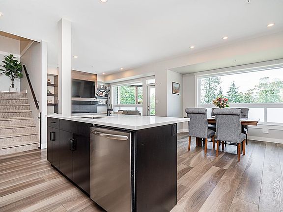 3rd image of 43575 Chilliwack Mountain Rd #5