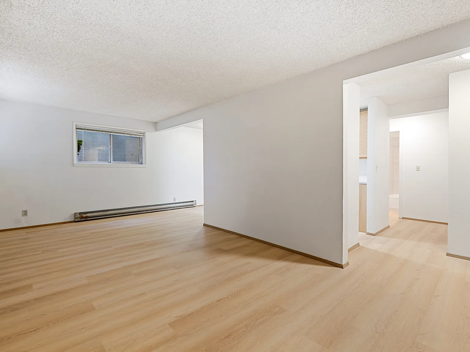 1 bed, 800 sqft, $1,875 — Photo 4
