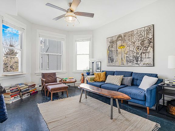 3rd image of 3421 W McLean Ave