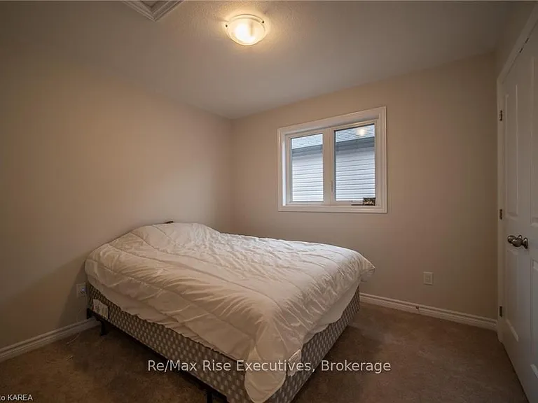 1673 Brookedayle Ave — Photo 18