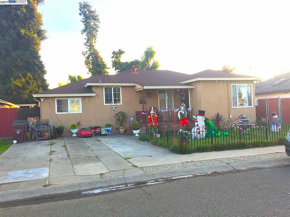1st image of 915 Harmony Dr