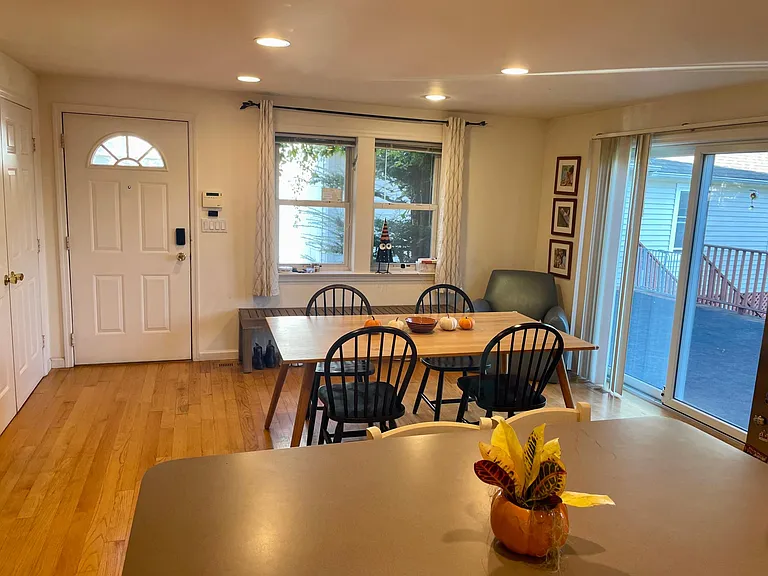 41 Le Grande Ave — Photo 5