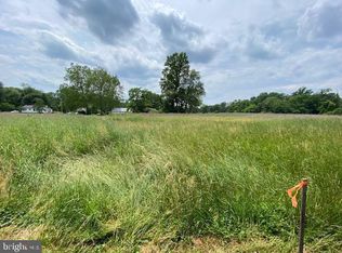 1 Spring Ave, Holland, PA 18966