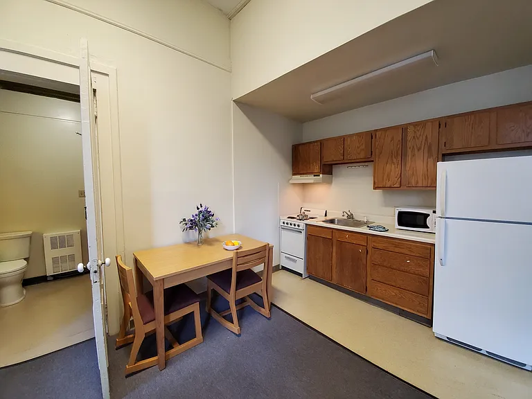 705 E Buffalo St — Photo 33