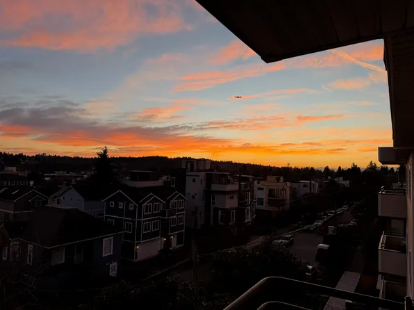 6001 24th Ave NW APT 404, Seattle, WA 98107