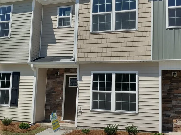 118 Beacon Woods Dr, Holly Ridge, NC 28445