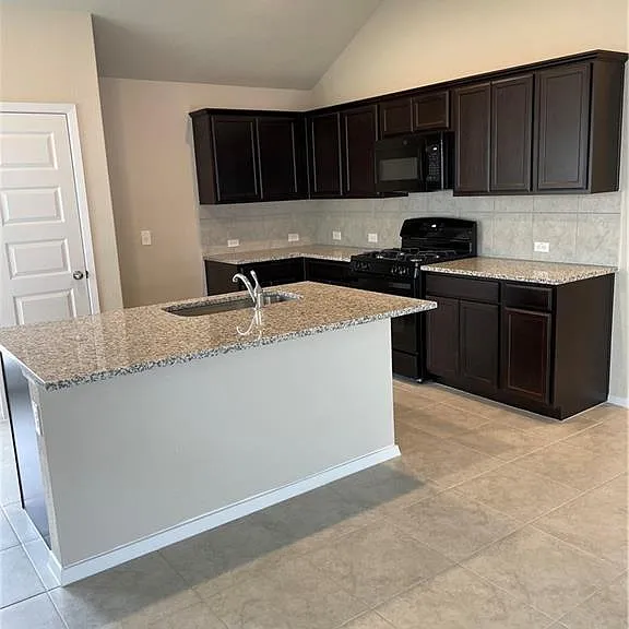 5604 Respinto Dr — Photo 3