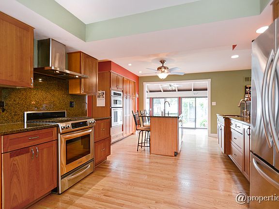 Kitchen / Breakfast Room