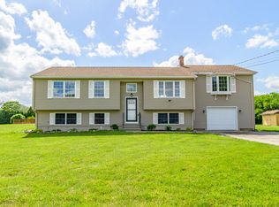 705 Ekonk Hill Rd, Moosup, CT 06354