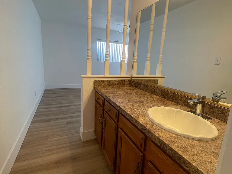 12021 S Potomac St — Photo 11