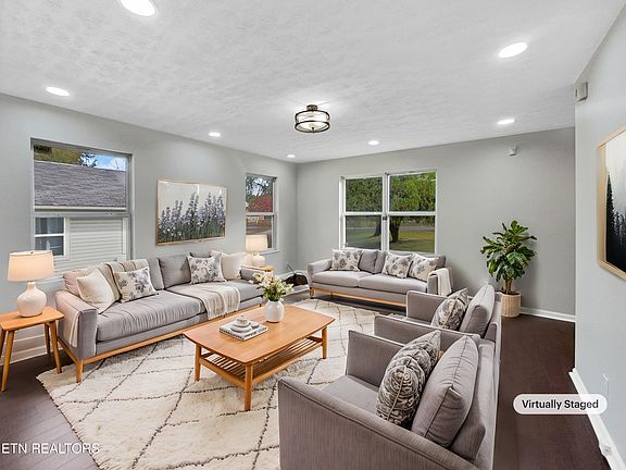 2nd image of 3123 Joyce Ave