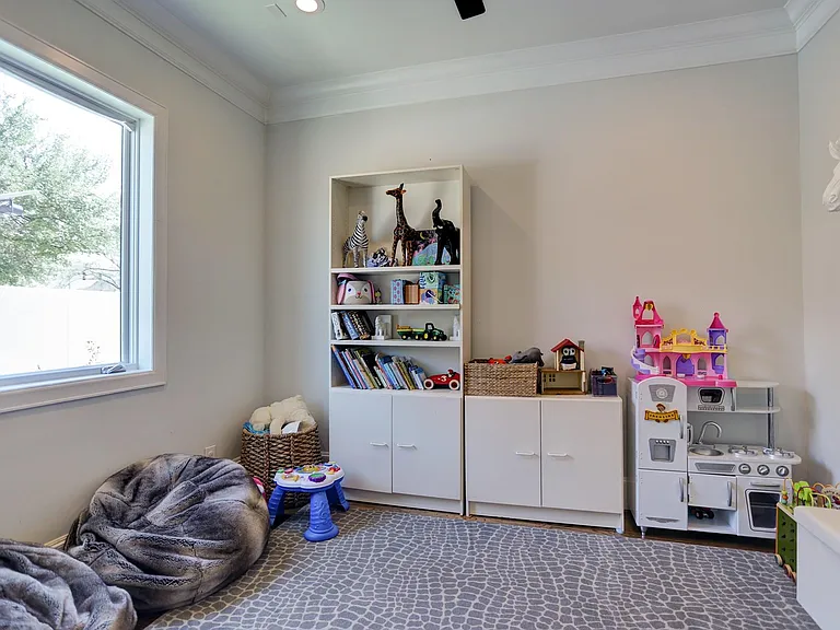 1632 Potomac Dr — Photo 5