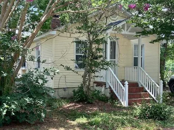 208 S Elm St, Dexter, MO 63841