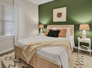 Rock Pointe, Rockaway, NJ 07866