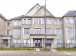 8644 Financial Dr, Brampton, ON L6Y 6G5