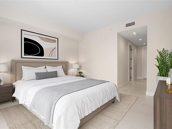 5th image of 275 1ST AVENUE S #1902