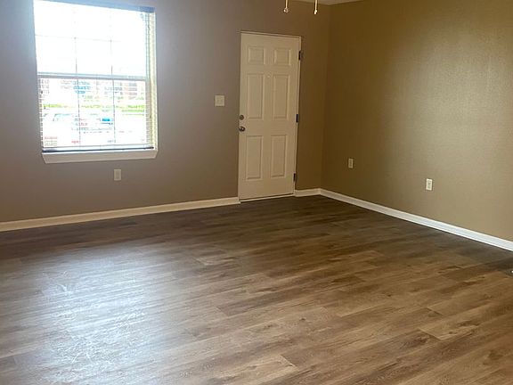3rd image of 1809 Ryan St APT 2