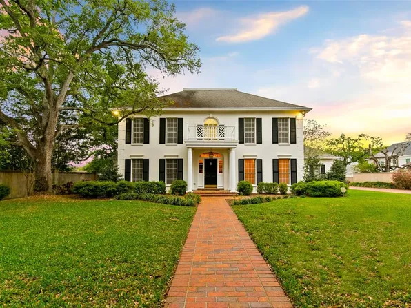 2900 W Chapin Ave, Tampa, FL 33611