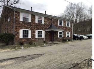 3100 Fordhaven Rd #1, Louisville, KY 40214